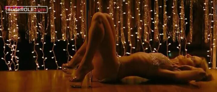 3. Giulia nude , Eva sexy – Giulia Doesn't Date at Night (2009)