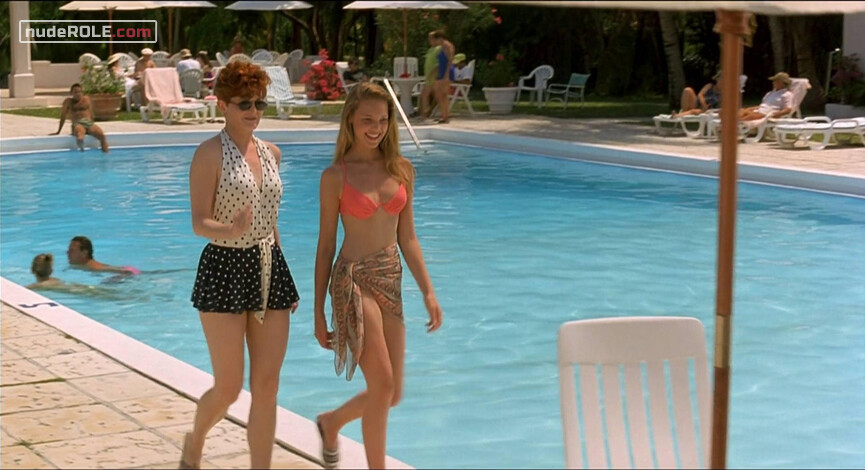 3. Nicole sexy – My Father the Hero (1994)