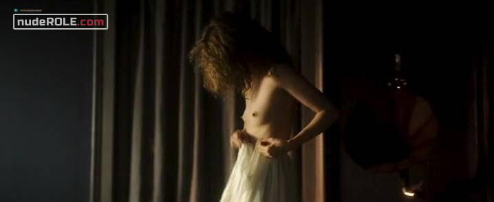 1. Marie Curie nude – Marie Curie (2016) #2