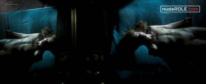 2. Marie Curie nude – Marie Curie (2016) #2