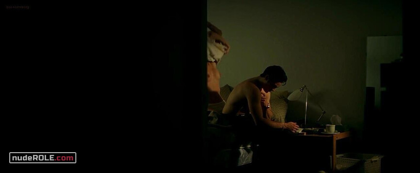 2. Erica Soltz nude – The Yards (2000)