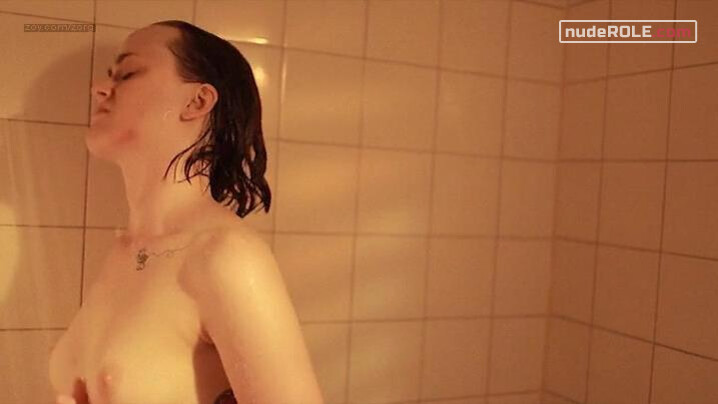 2. Laura nude – Thanatomorphose (2012)