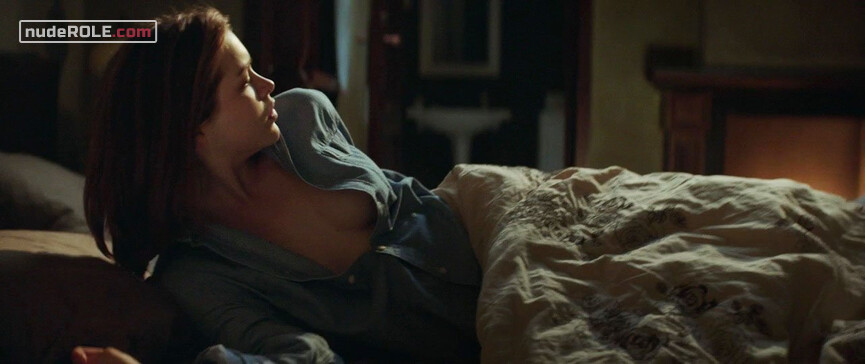 2. Nicole Rawlins nude – The Crucifixion (2017)