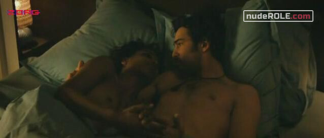 1. Helena nude – Mensch (2009)