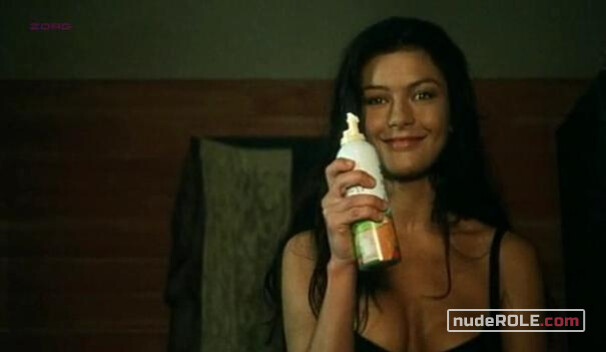 1. Chloe sexy – Blue Juice (1995)