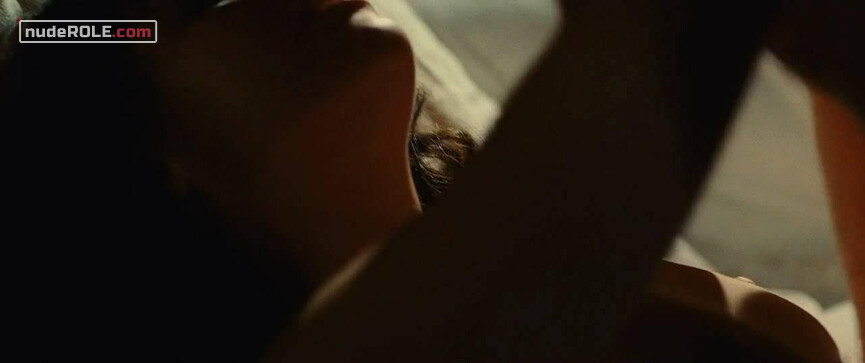 2. Clotilde de Marelle nude – Bel Ami (2012)