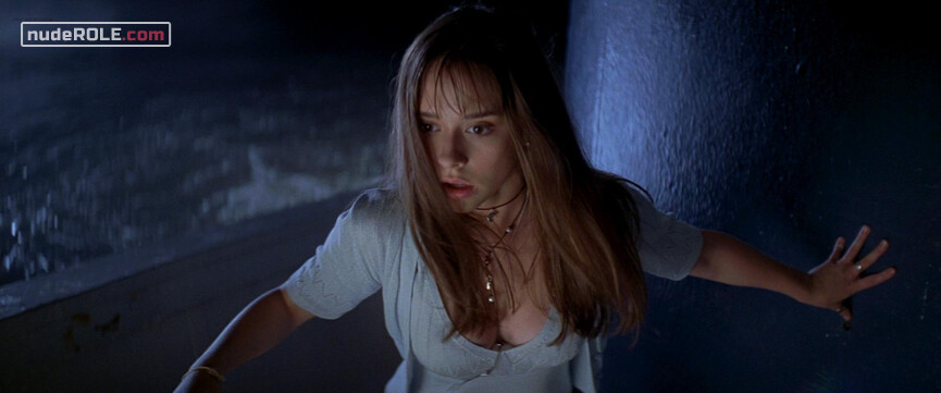 2. Julie James sexy, Helen Shivers sexy – I Know What You Did Last Summer (1997)