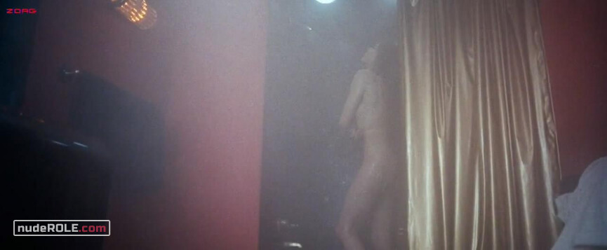 1. Samantha Caine (Charly) sexy – The Long Kiss Goodnight (1996)
