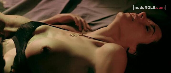 2. Ana Ramírez nude – The Hush (2009)