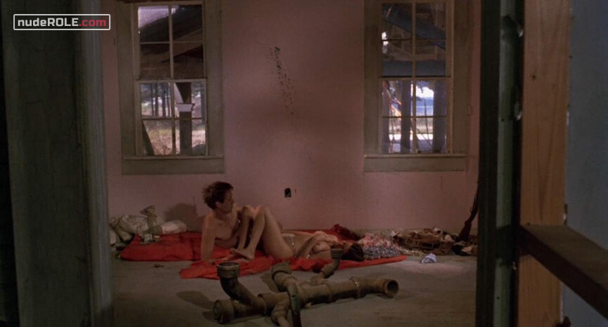 3. Boxcar Bertha nude – Boxcar Bertha (1972)