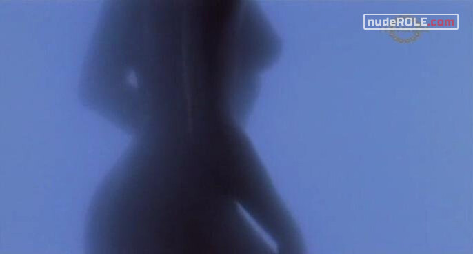 3. Manureva nude – Tonight I'll Sleep at Yours (2007)