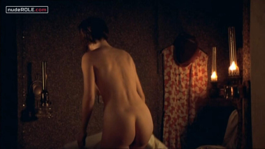 2. Evelyn nude – Syndare i sommarsol (2001)