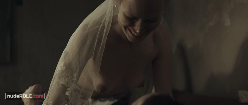 2. Zaneta nude – Demon (2015)