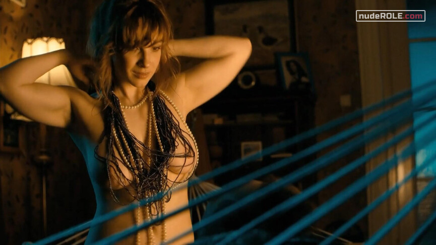 1. Sarlota nude – Men in Hope (2011)