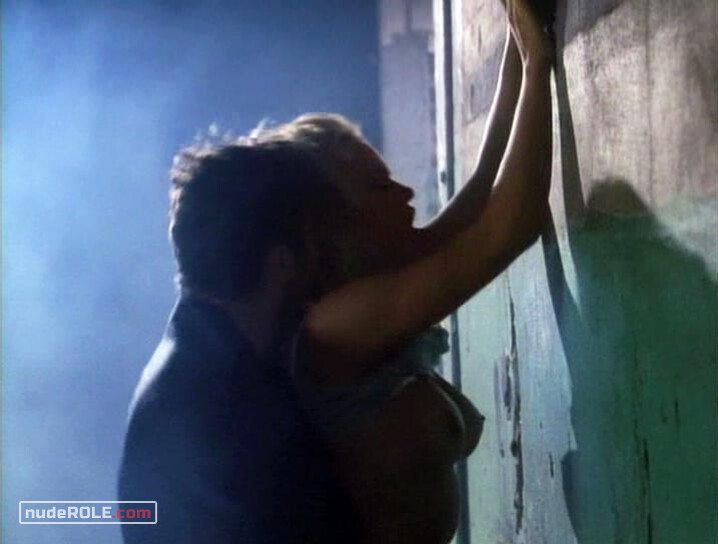 3. Sarah nude, Donna Stiles nude – Raw Justice (1994)