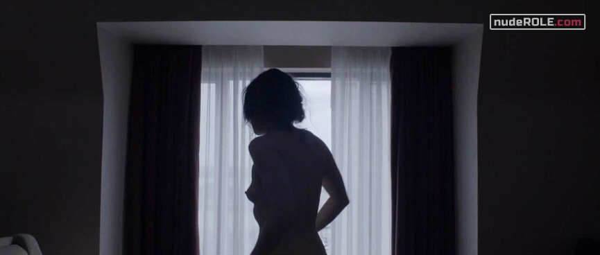1. Woman nude – Holder's Comma (2014)