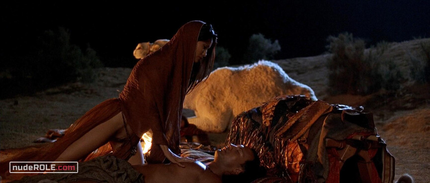 2. The Sorceress sexy – The Scorpion King (2002)