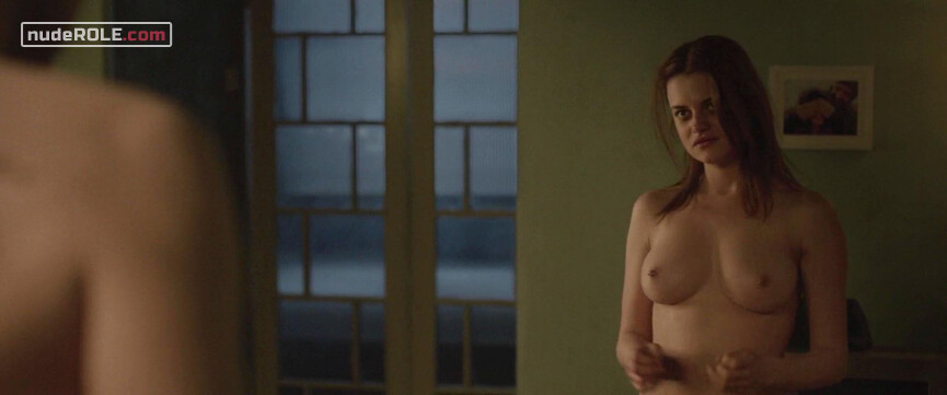 2. Holly nude , Nina nude – Nina Forever (2015)