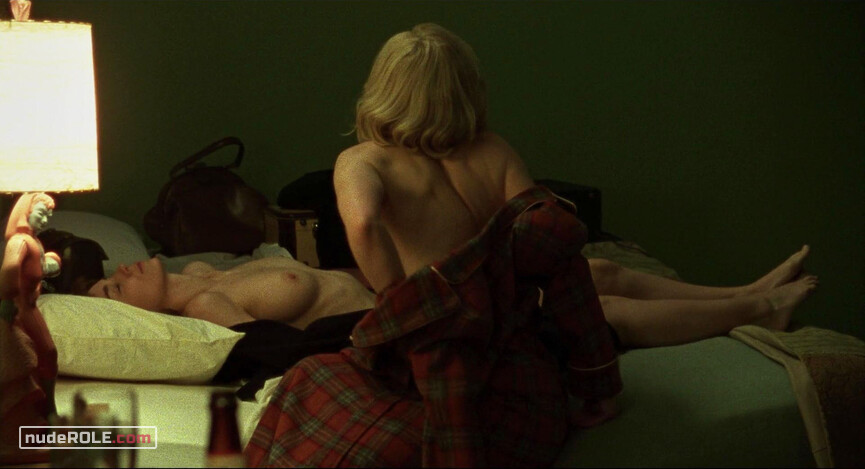 2. Therese Belivet nude , Carol Aird sexy – Carol (2015)