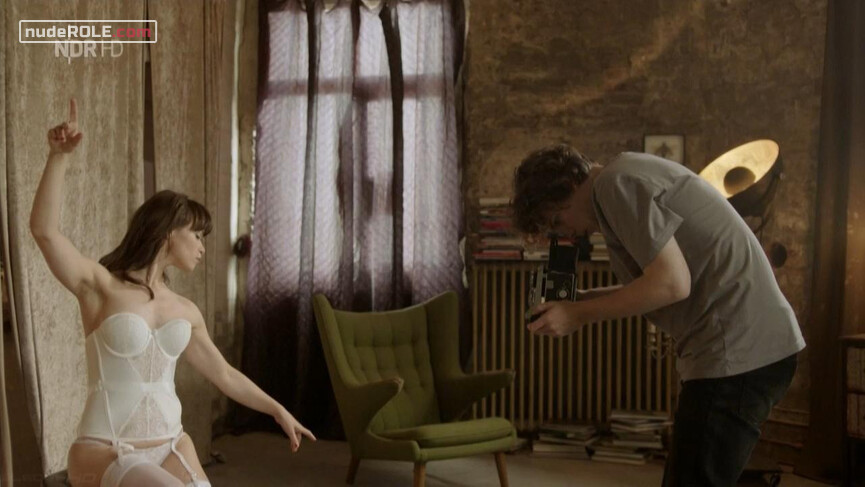 2. Jasmine nude – Das Romeo-Prinzip (2015)