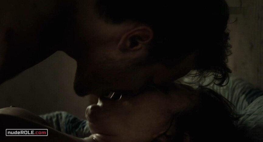 3. Anna nude – Bright Night (2015)
