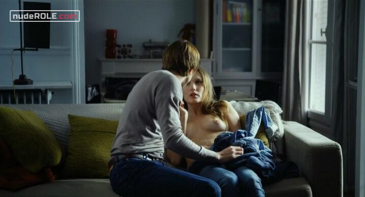 3. Alice nude – High Society (2014)