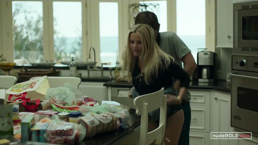 2. Madeline Martha Mackenzie nude – Big Little Lies s01e05 (2017)