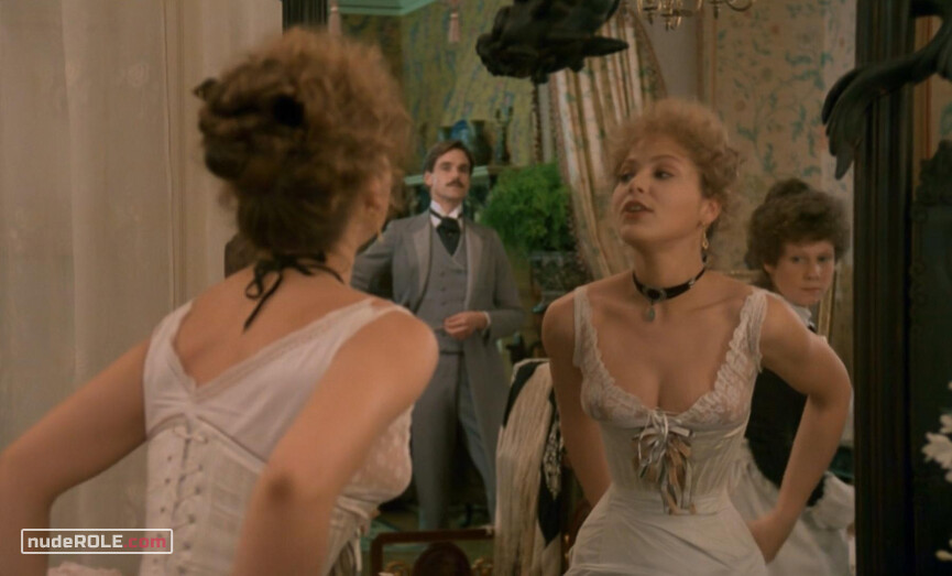 2. Odette de Crecy nude – Swann in Love (1984)