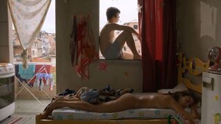 Rita nude , Luiza nude – Casa Grande (2015)