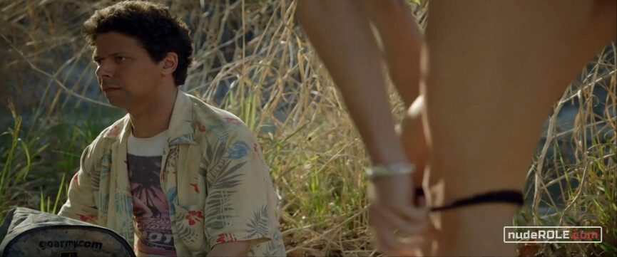 2. Chloé nude – In America s01e06 (2014)