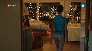 Jasmijn nude – Volgens Robert s01e04-05 (2013)