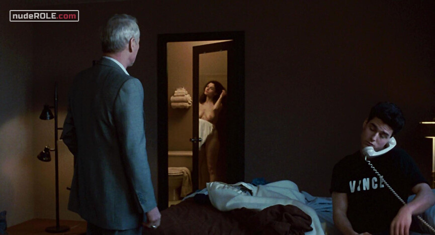 1. Carmen33 nude – The Color of Money (1986)