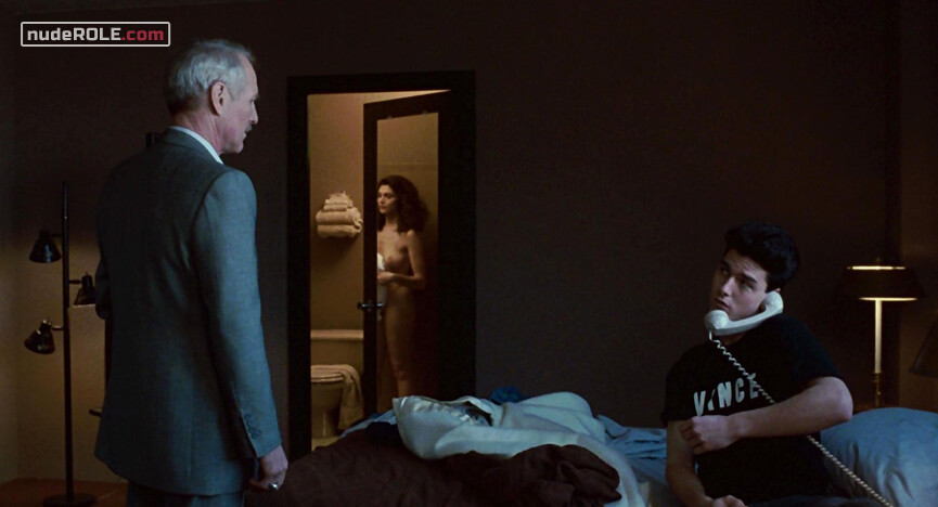 2. Carmen33 nude – The Color of Money (1986)