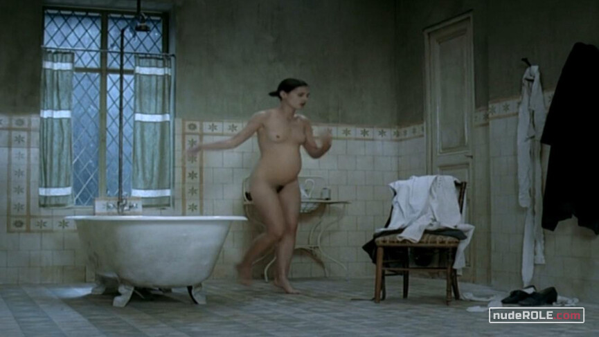 3. Anna nude – House of Voices (2004)