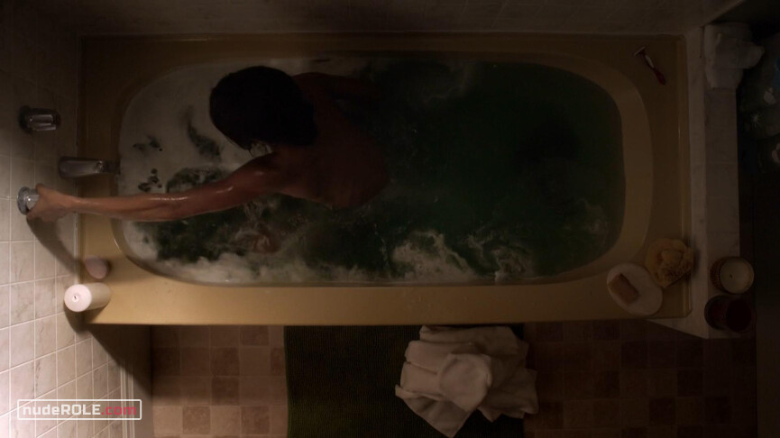 2. Simone Baptiste nude – Damien s01e04 (2016)