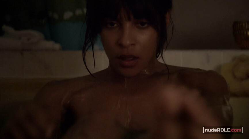 3. Simone Baptiste nude – Damien s01e04 (2016)