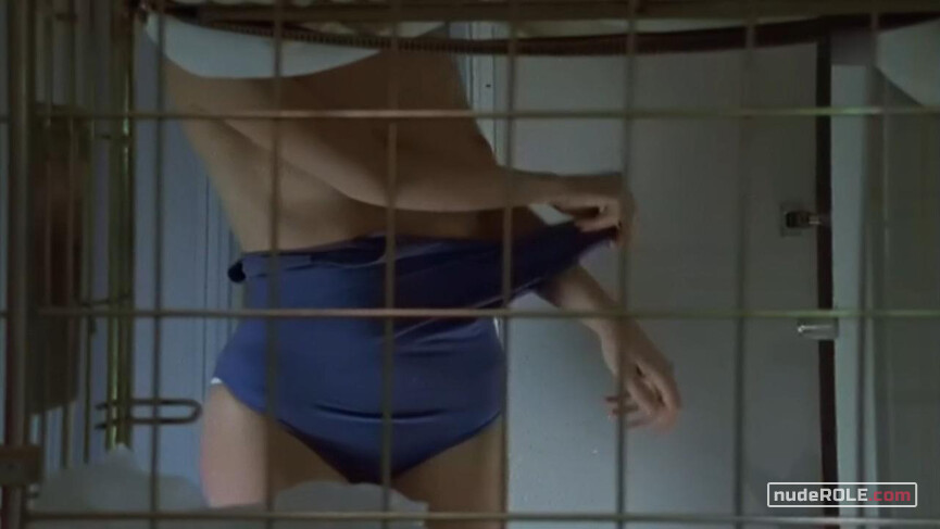 3. Schwester Ina nude – Hallo, Onkel Doc! s04e08 (1998)