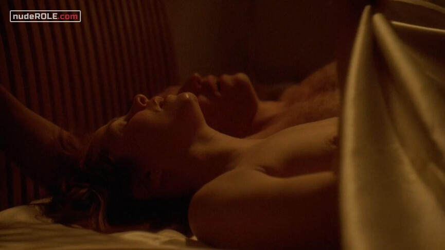 2. A.S.A. Rhonda Pearlman nude – The Wire s01e03 (2002)