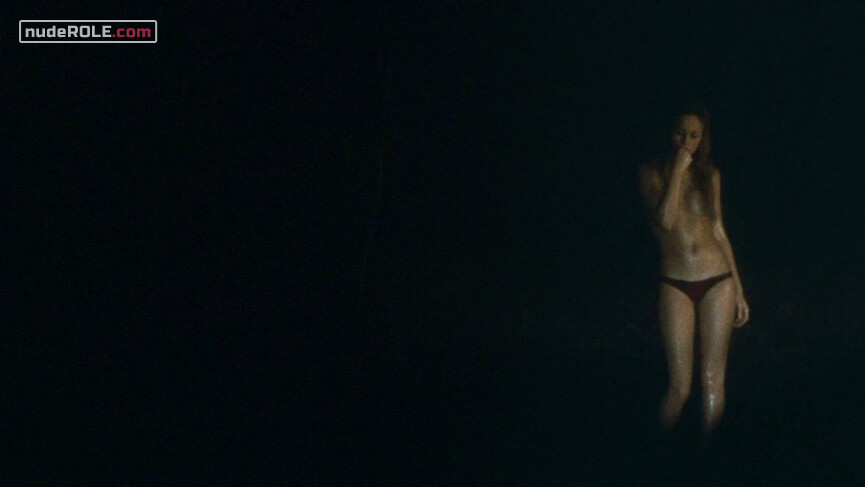 3. Kate nude – Tanner Hall (2009)