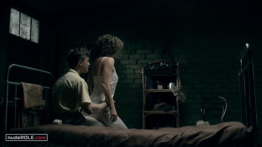 3. Anna Shevtsova sexy, Olga Kovtun sexy – Match (2012)