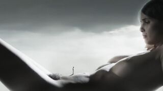 Giant Woman nude – Beyond Sleep (2016)