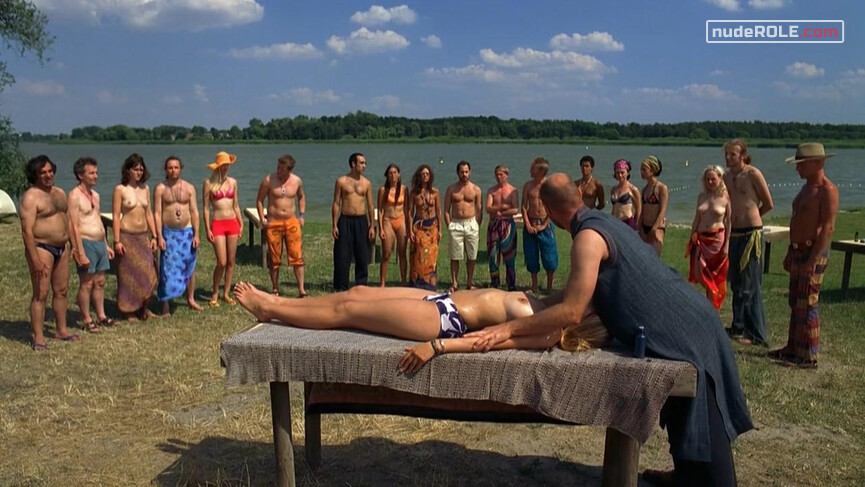 2. Christiane nude – The Elementary Particles (2006)