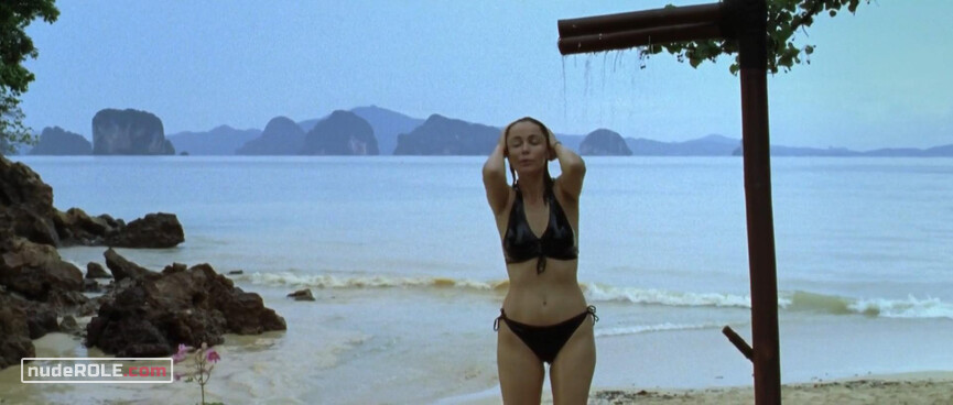 2. Jeanne Bellmer nude – Vinyan (2008)