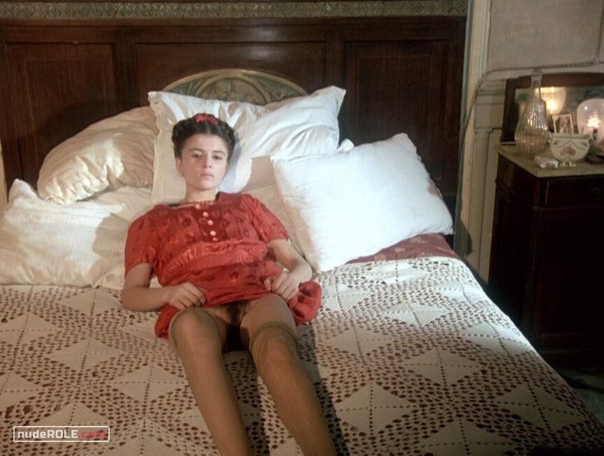 1. Amica di Anna nude – The Skin (1981)