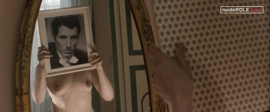 3. Solveig nude – Latin Lover (2015)
