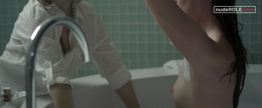 2. Janie nude – Sun Choke (2015)