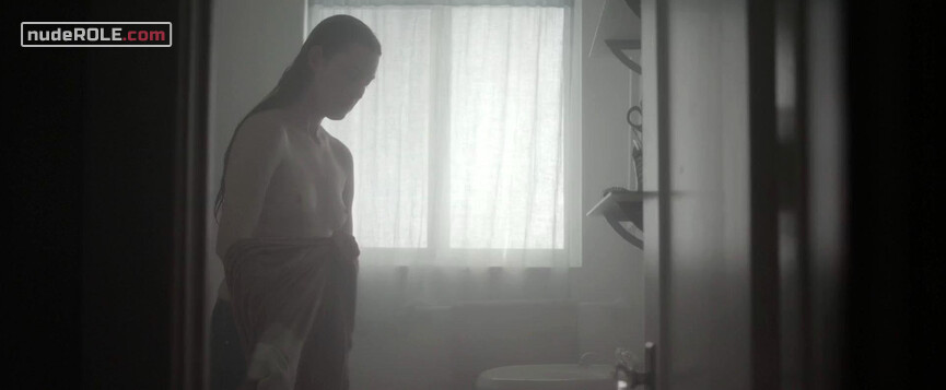 3. Janie nude – Sun Choke (2015)
