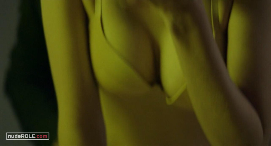 3. Dr. Anna Macy sexy – The Kettering Incident s01e01-04 (2016)
