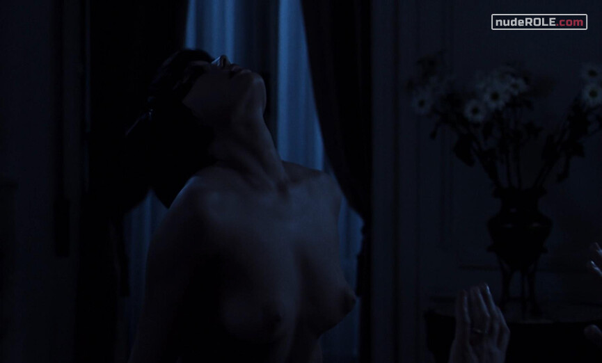 3. Valerie nude, Ilona Harczy nude – Daughters of Darkness (1971)
