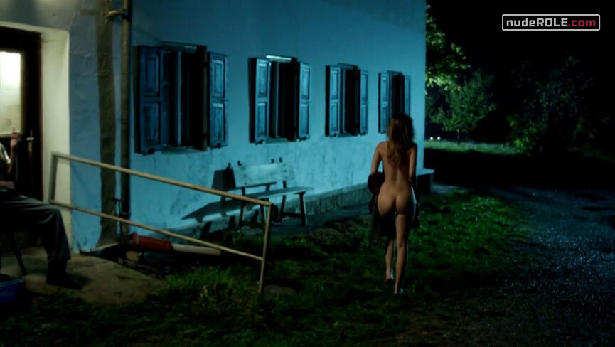 1. Susi Gmeinwieser nude – Dampfnudelblues (2013)